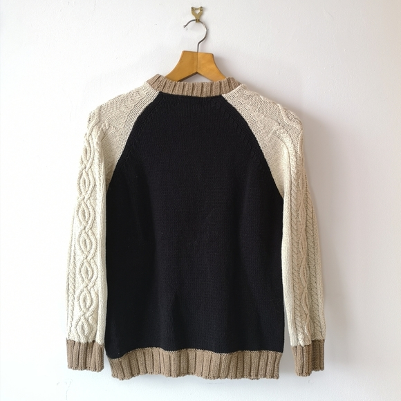 Color blocked cable knit sweater - Picture 2 of 4